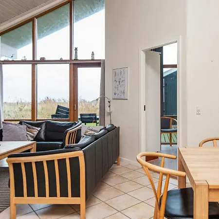 Three-bedroom In Ulfborg 4 Holiday home *