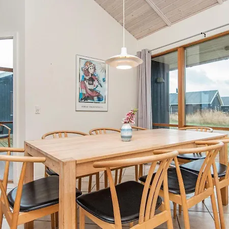 Holiday home Three-bedroom In Ulfborg 4 *